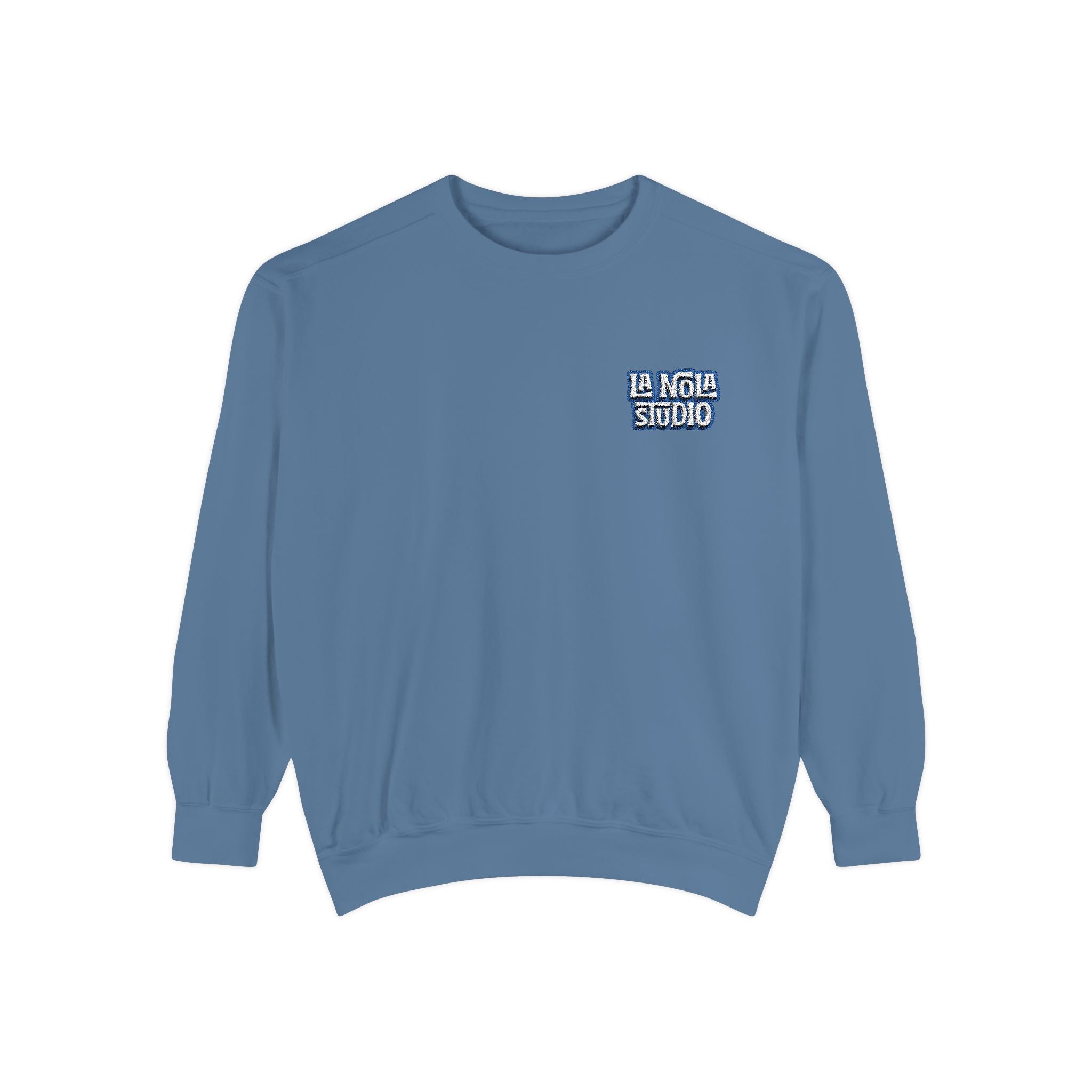 Relaxed Retro La Nola Sweatshirt | Comfort Colors Embroidered