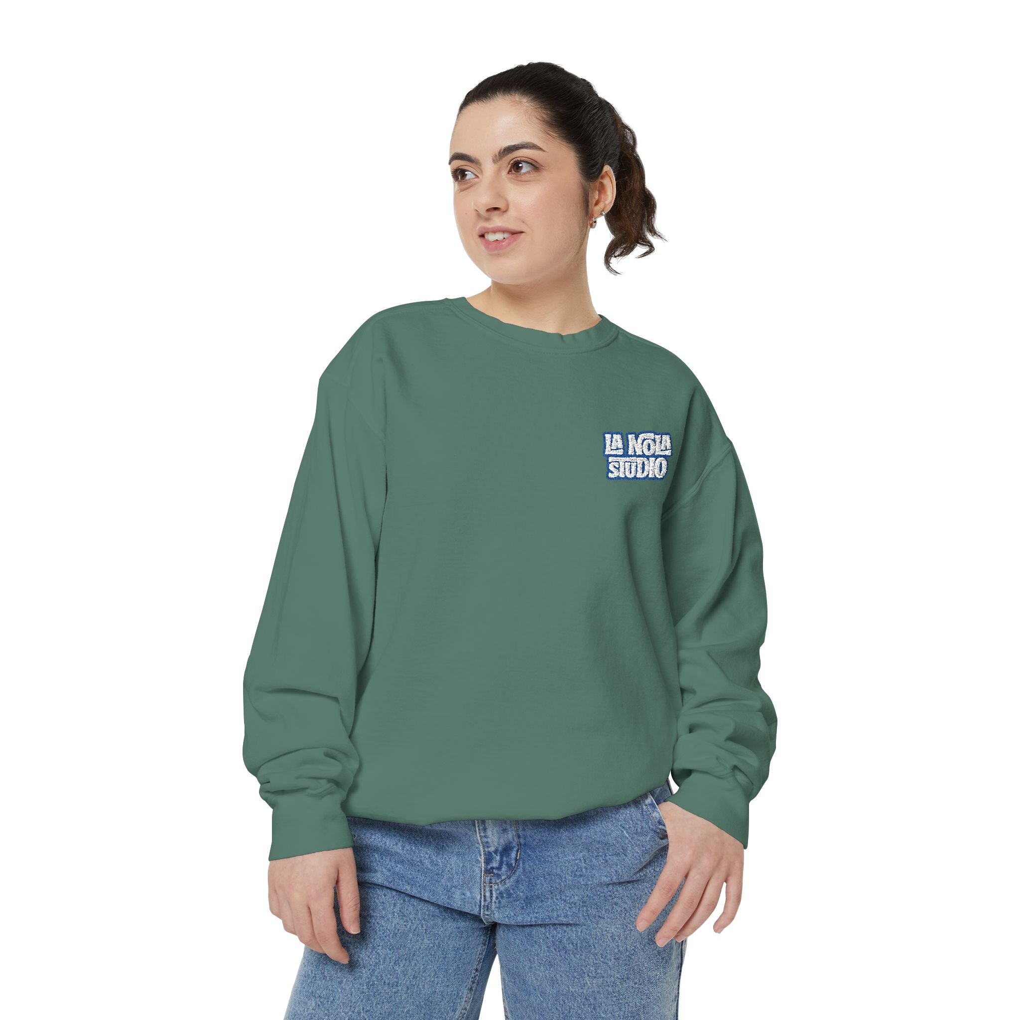 Relaxed Retro La Nola Sweatshirt | Comfort Colors Embroidered