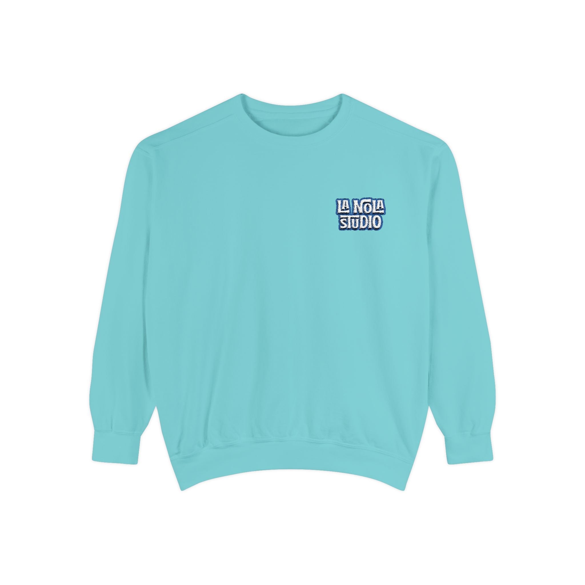 Relaxed Retro La Nola Sweatshirt | Comfort Colors Embroidered